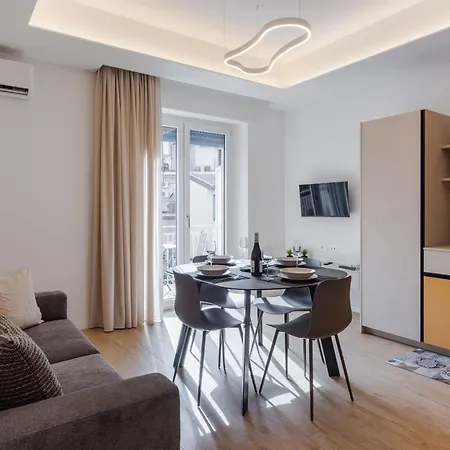 Rubia Homes By Letstay