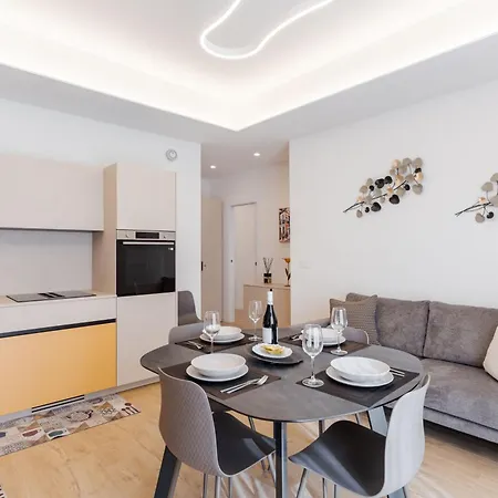 Rubia Homes By Letstay Appartement